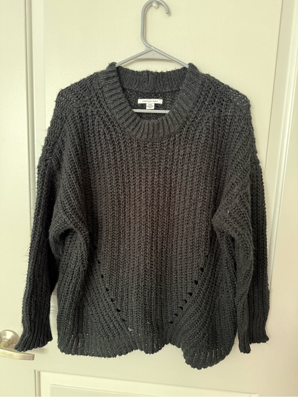 Black American Eagle size medium sweater
